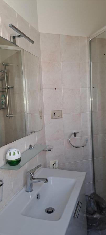 Piero'S Apartment Калазетта Экстерьер фото